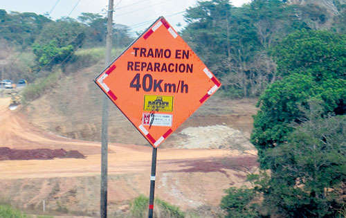 <p>Señalización. Se redujo la velocidad a 40Km/h.</p>