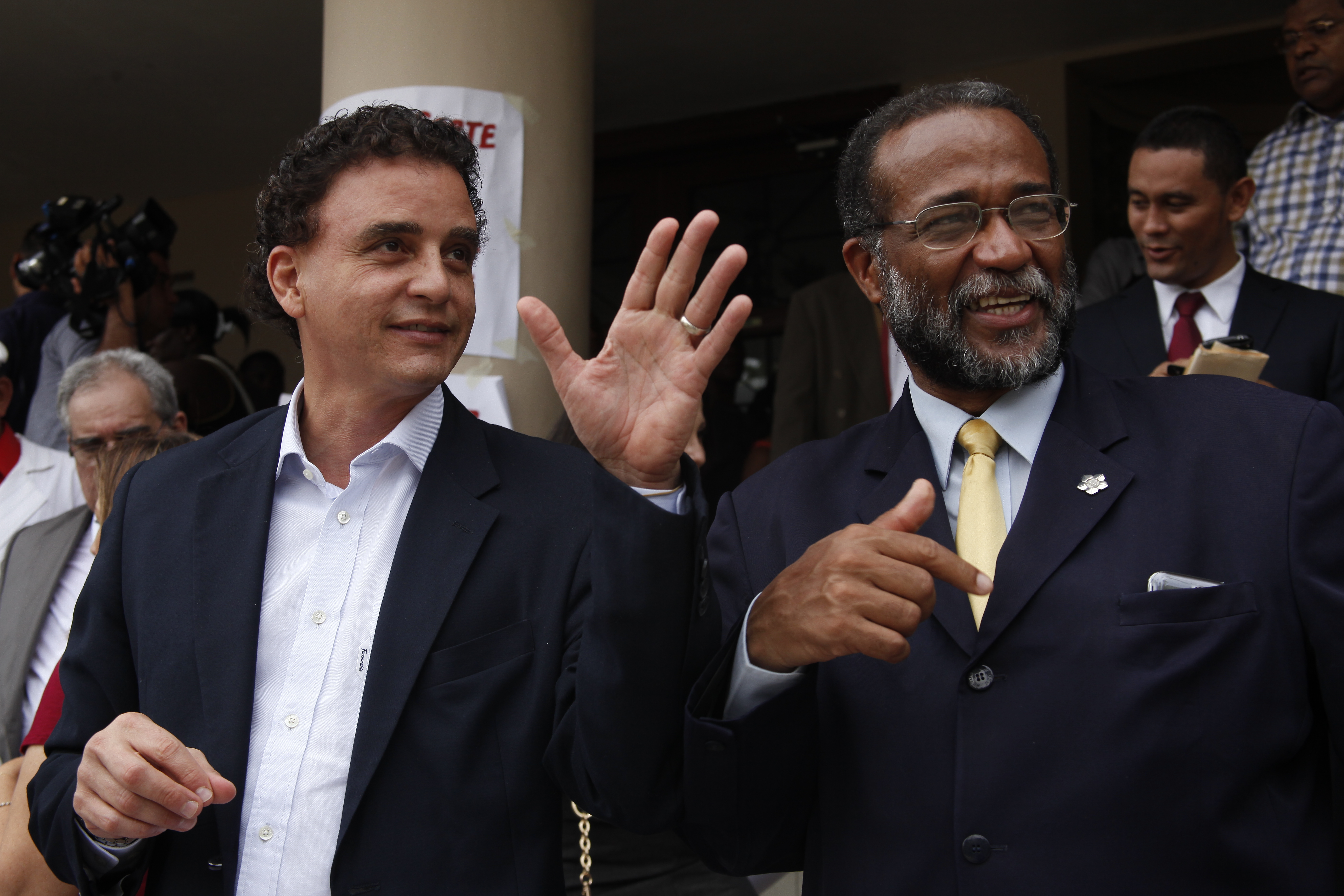 En total, a los cuatro principales precandidatos por la libre
postulación, el Tribunal Electoral les ha certificado 91,030 firmas. Foto/Archivo