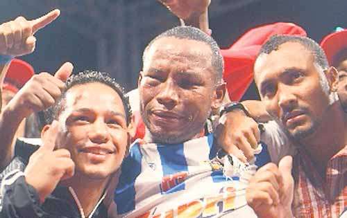 <p>El Loco celebra el triunfo.</p>