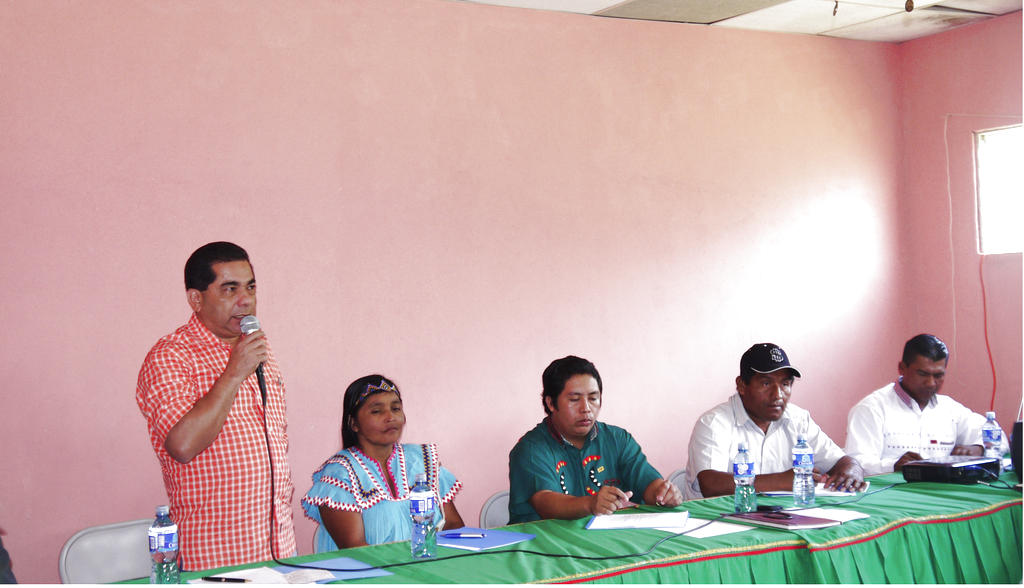 Ventura Vega, director de la ATTT, en el inicio de operaciones de la oficinas regional en la Comarca Ngäbe Buglé/Foto: Cortesía ATTT<br>