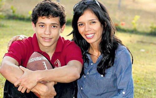 <p>Hijo. Isaac con su madre Yanira.</p>