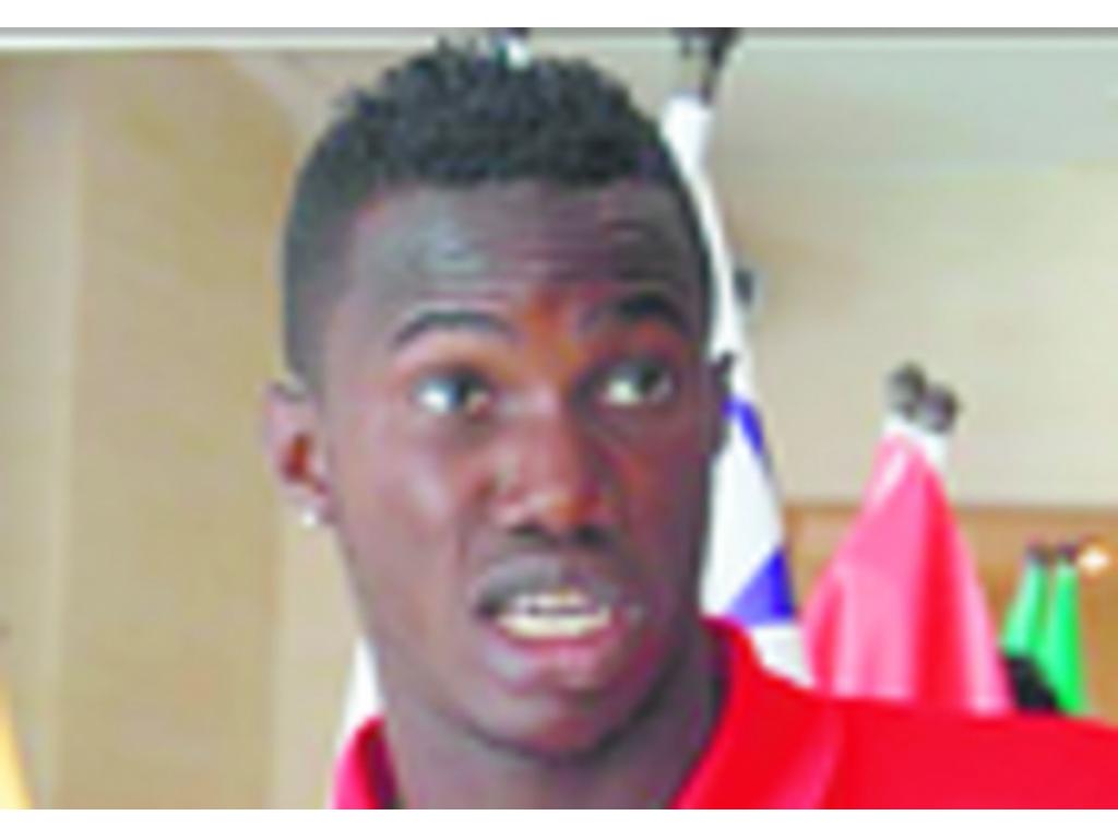 Es el máximo goleador de Panamá en la eliminatoria mundialista rumbo a Brasil 2014. El Ratón, que lleva nueve tantos, no estará para este duelo por suspensión.