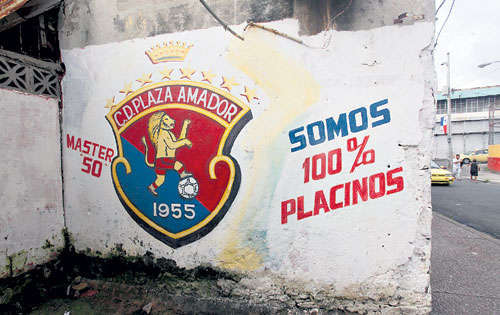 <p>División. El Plaza Amador también tiene muchos fanáticos en el barrio.</p>