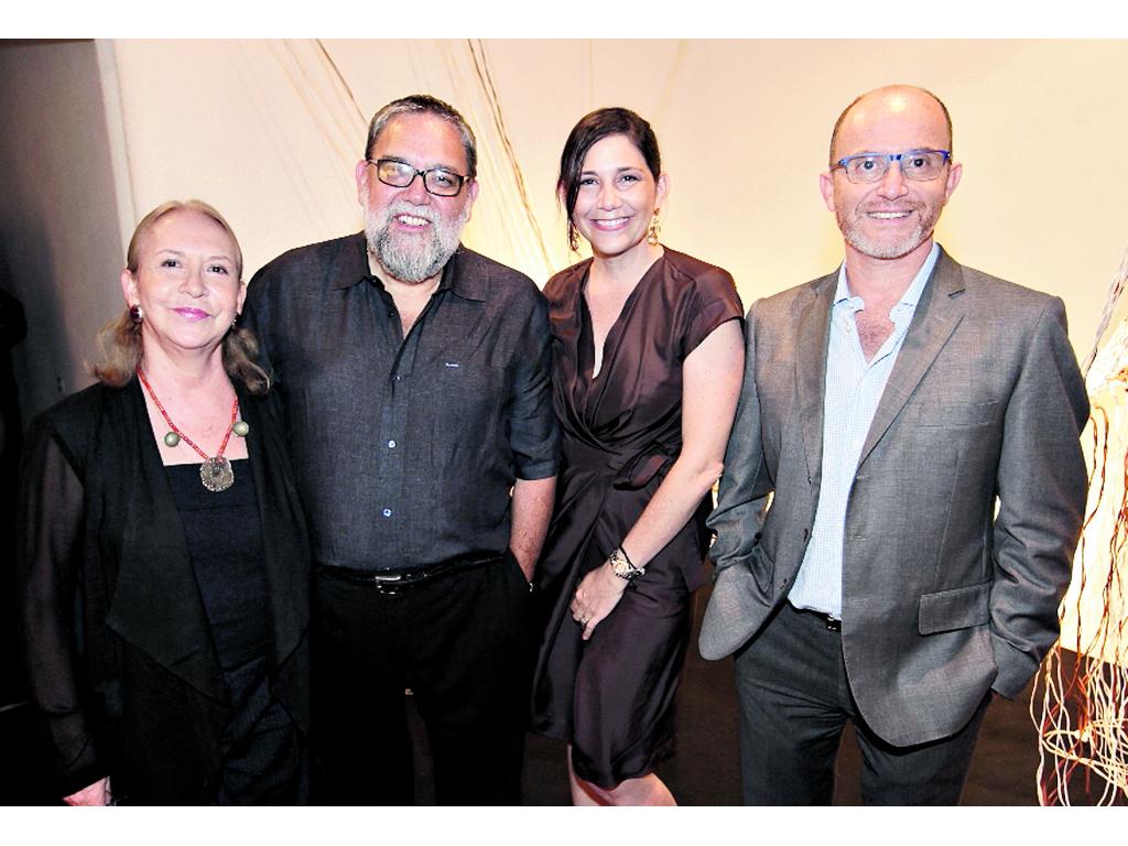 9. Alicia Viteri, Stephan Proaño, Laura Guardia y Ovidio Díaz. ()
