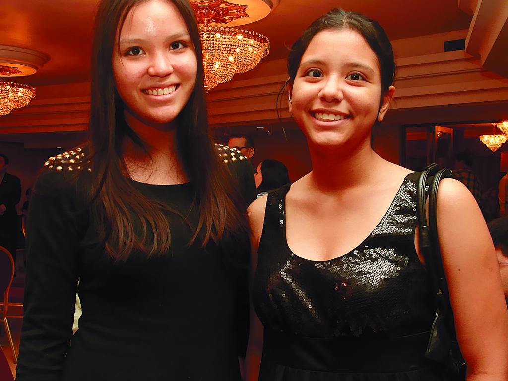 Maritzabel Ng y Ceidy Ng.()