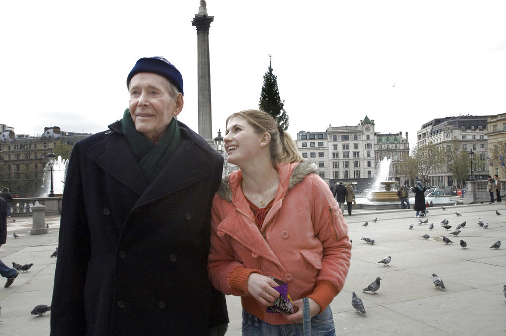 Foto sin fechar de Miramax de Peter O'Toole y Jodie Whittaker en una escena de "Venus". Foto AP/Miramax