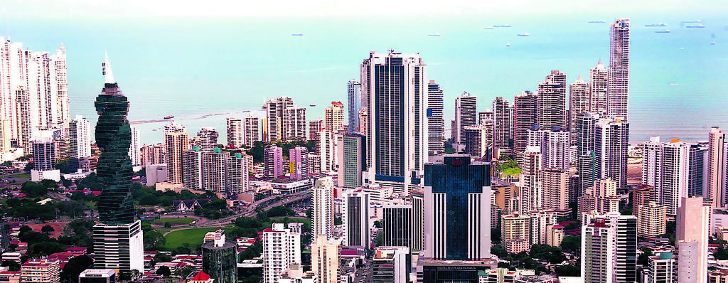 Desarrollo. La ciudad de Panamá es considera la más moderna de la región y mantiene un dinámico plan de inversión en infraestructura.(archivo)