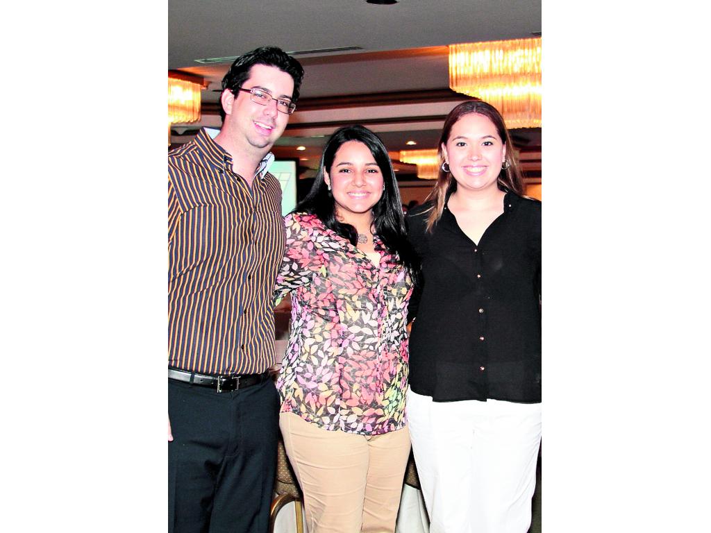 5. Rey Montenegro, Miguel Vásquez y Rubén Darío Carles.