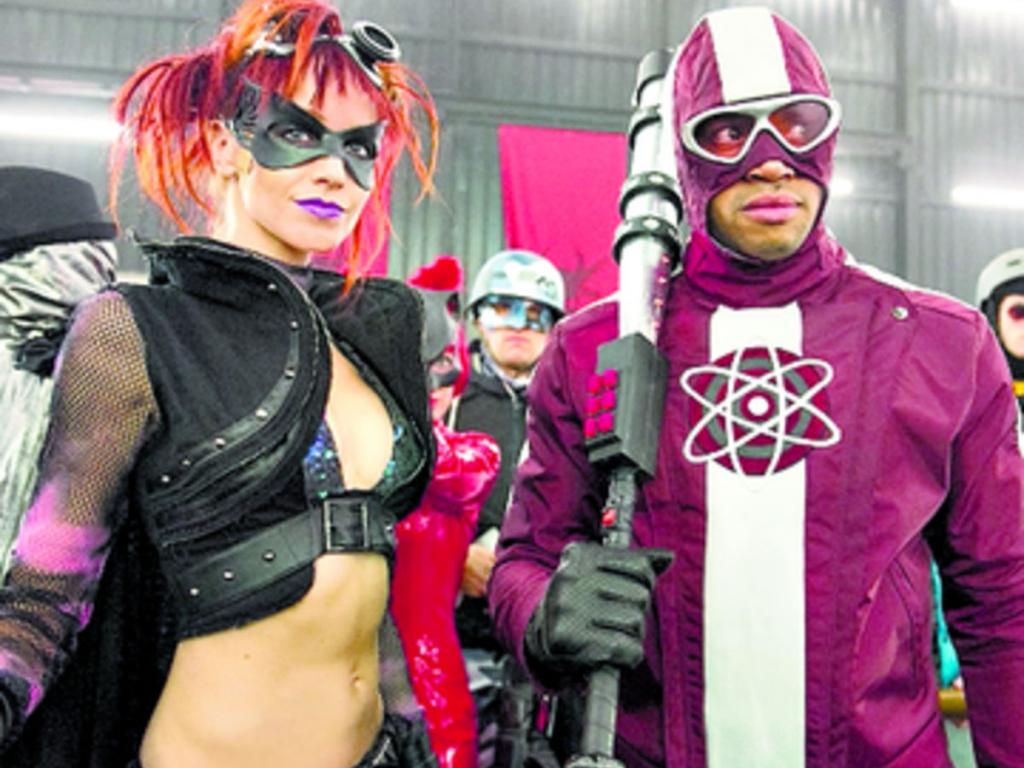 Nace una pandilla para destruir a los superhéroes.()