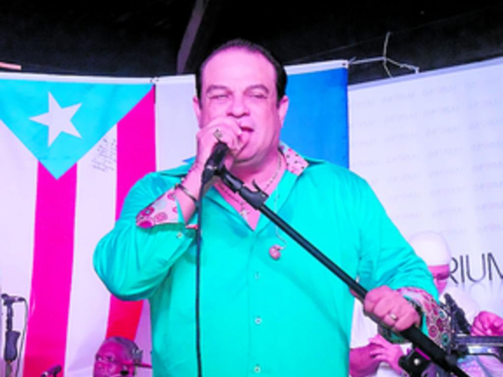 El reconocido Tony Vega es uno de los invitados al espectáculo.