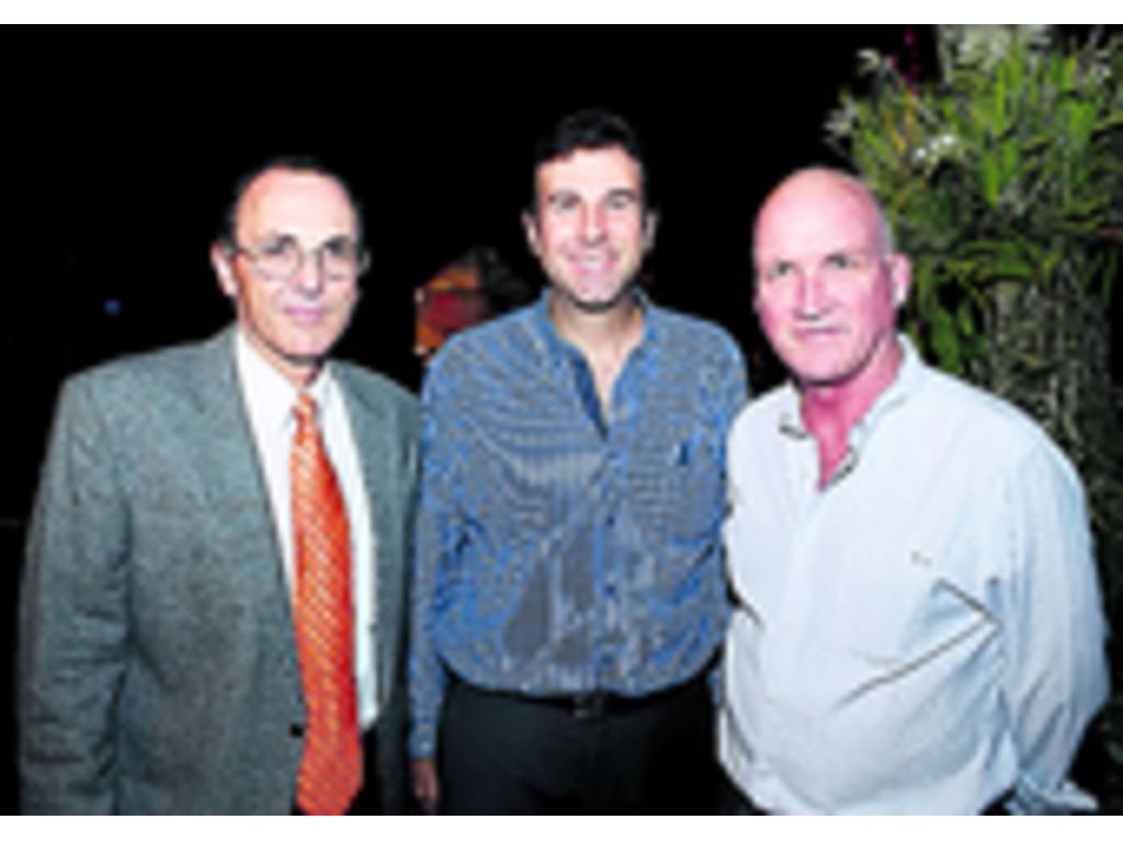 4. Colombia Primola, Belisario Porras y Analisa Laffitte.
