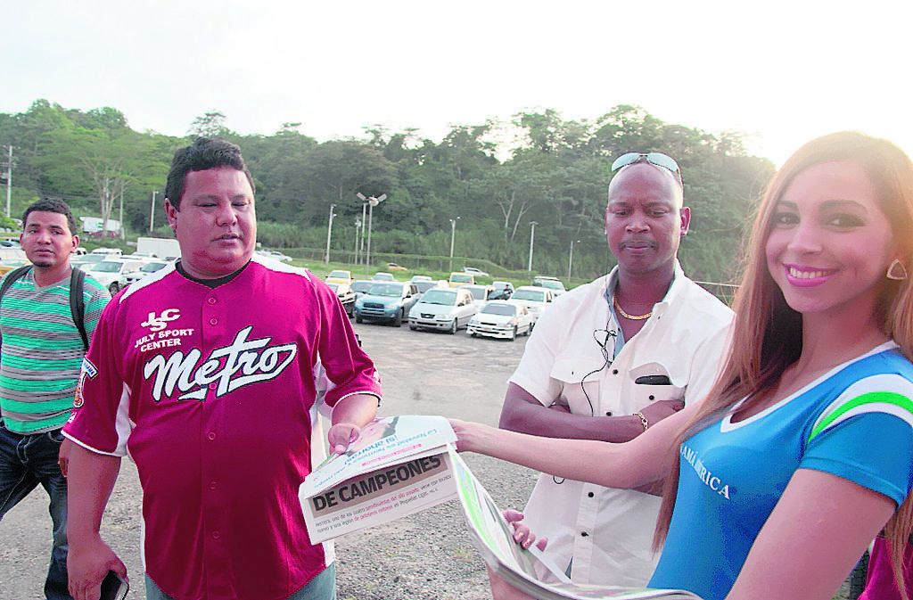 Equipo. El técnico de Metro, José Murillo III, se llevó su suplemento.(Víctor Arosemena)