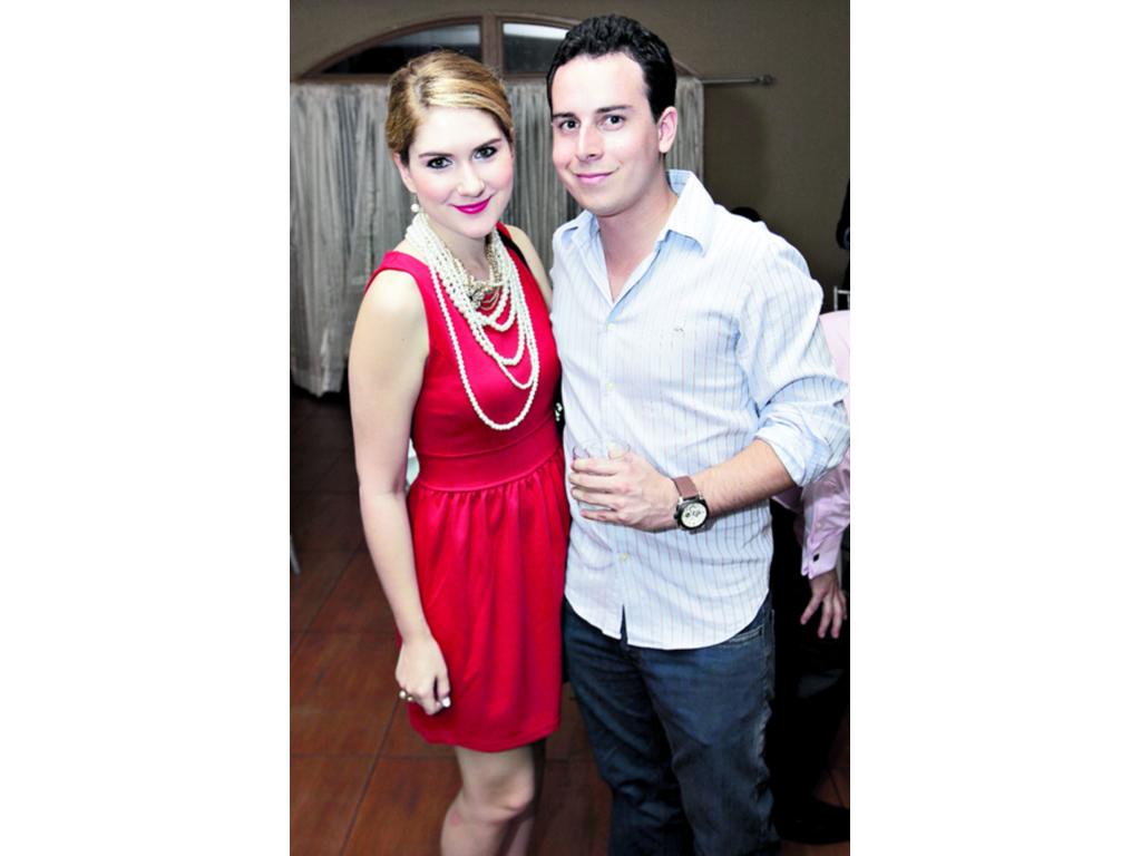 8. Marie Mcgrath y Alejandro Escallon.