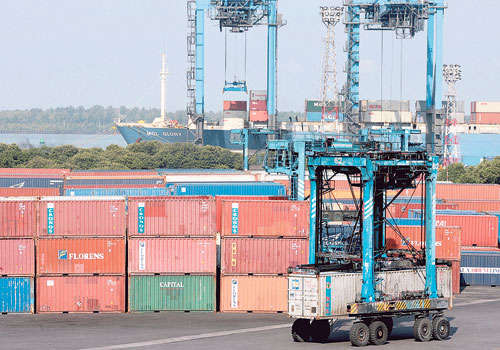 <p>Servicios. Atienden principales rutas de comercio.</p>