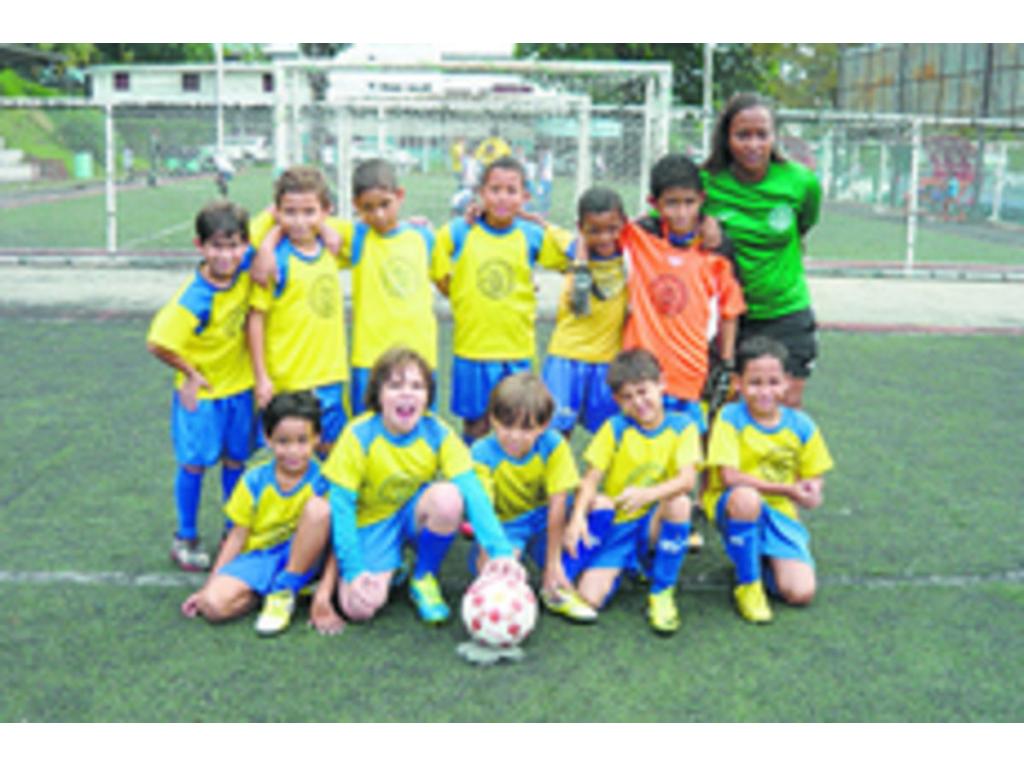 Su único objetivo es ganar sin importarle cuál sea su rival. Los niños vienen con sed de victoria y perder en la clausura de este torneo no es su opción por elegir, ya que entrenan mucho y merecen ganar.