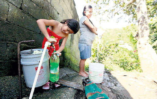 <p>Altos de la Torre. Los cisternas no llegan con periodicidad a repartir el agua.</p>