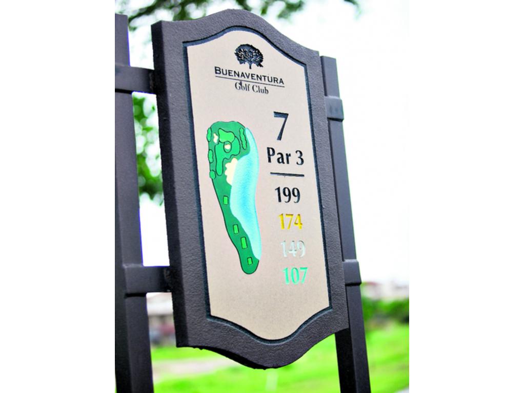 Los hoyos de Buenaventura son un reto para los golfistas.(Anayansi Gamez)
