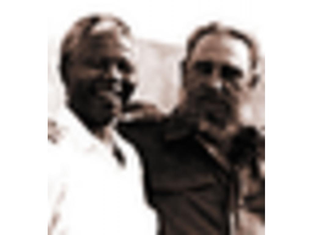 1991 Fidel Castro. El líder sudafricano en su momento dijo que Fidel Castro y los cubanos le facilitaron recursos como instrucción para luchar y ganar.