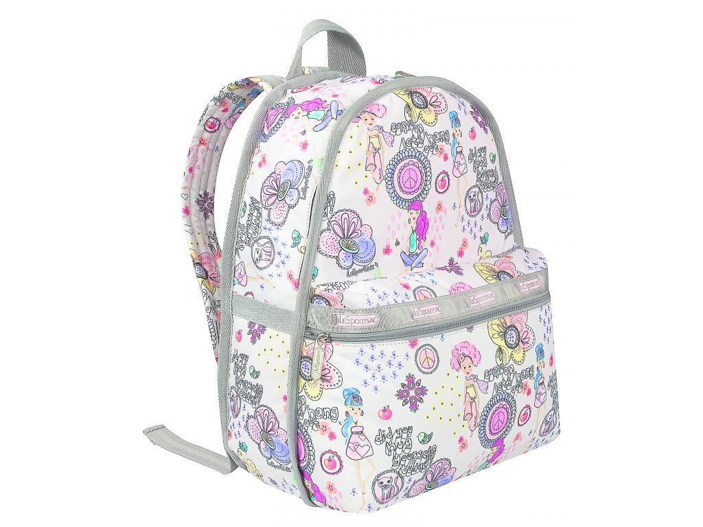 Mochila LeSportsac. Una gran gama de estos bolsos, todos con detalles de flores, mariposas y estampados juveniles, perfectos para las estudiantes sin importar su edad, los puedes encontrar en Bellini.()