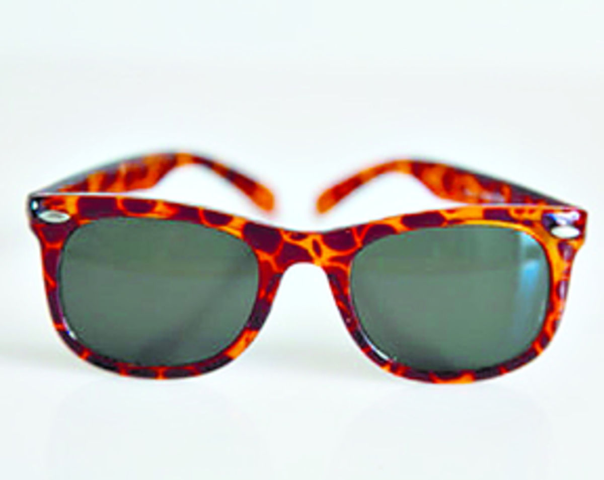 Print de chita. El estampado animal está muy de moda en esta temporada, pero el print de chita cobra fuerza cada mes. Estas gafas son modernas, llamativas y elegantes.