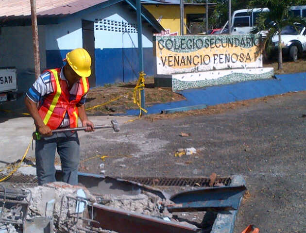 La construcción de la escuela tuvo un retraso porque encontraron problemas en la infraestructura. Foto/Víctor Arosemena<br>
