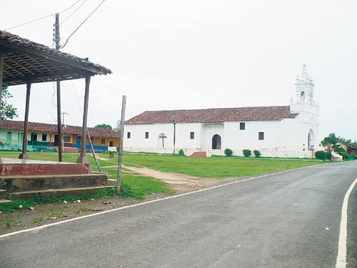 <p>Templo. Iglesia Santo Domingo de Guzmán, Herrera.</p>
