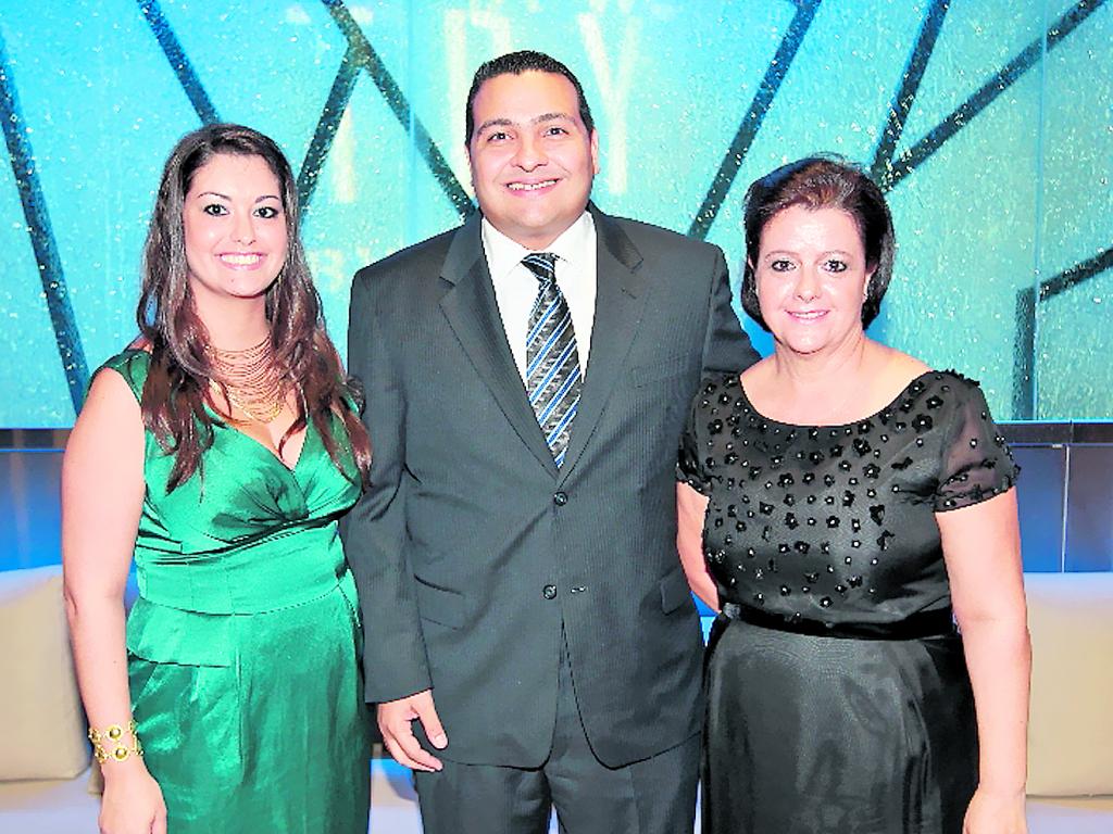 Elisa Porto, José Paredes y Elisa de Porto.()