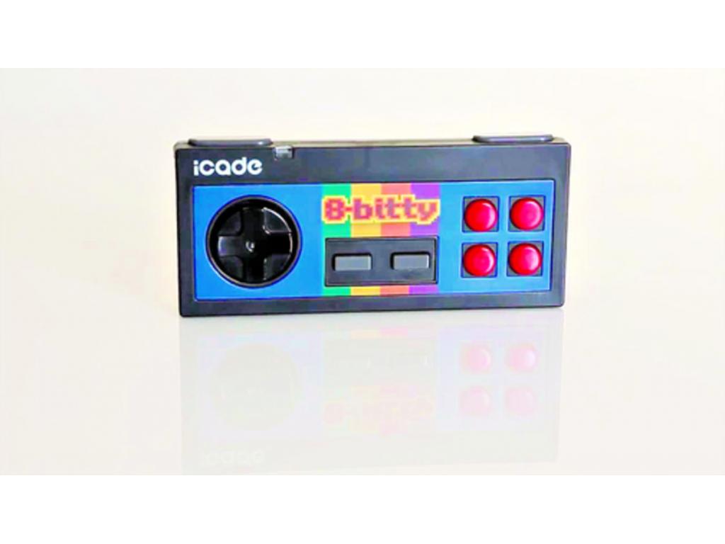 No es un gamepad (control de mando) como tal, es mas bien un dispositivo que logra conectar los controles de mando del PlayStation 3 con un dispositivo móvil.