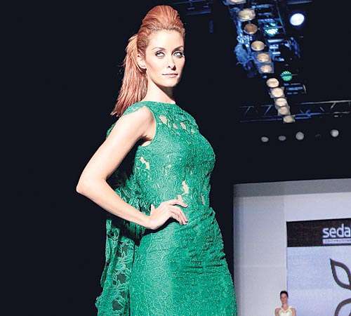 <p>Uliantzeff le dio otro giro a la tendencia lace encaje.</p>