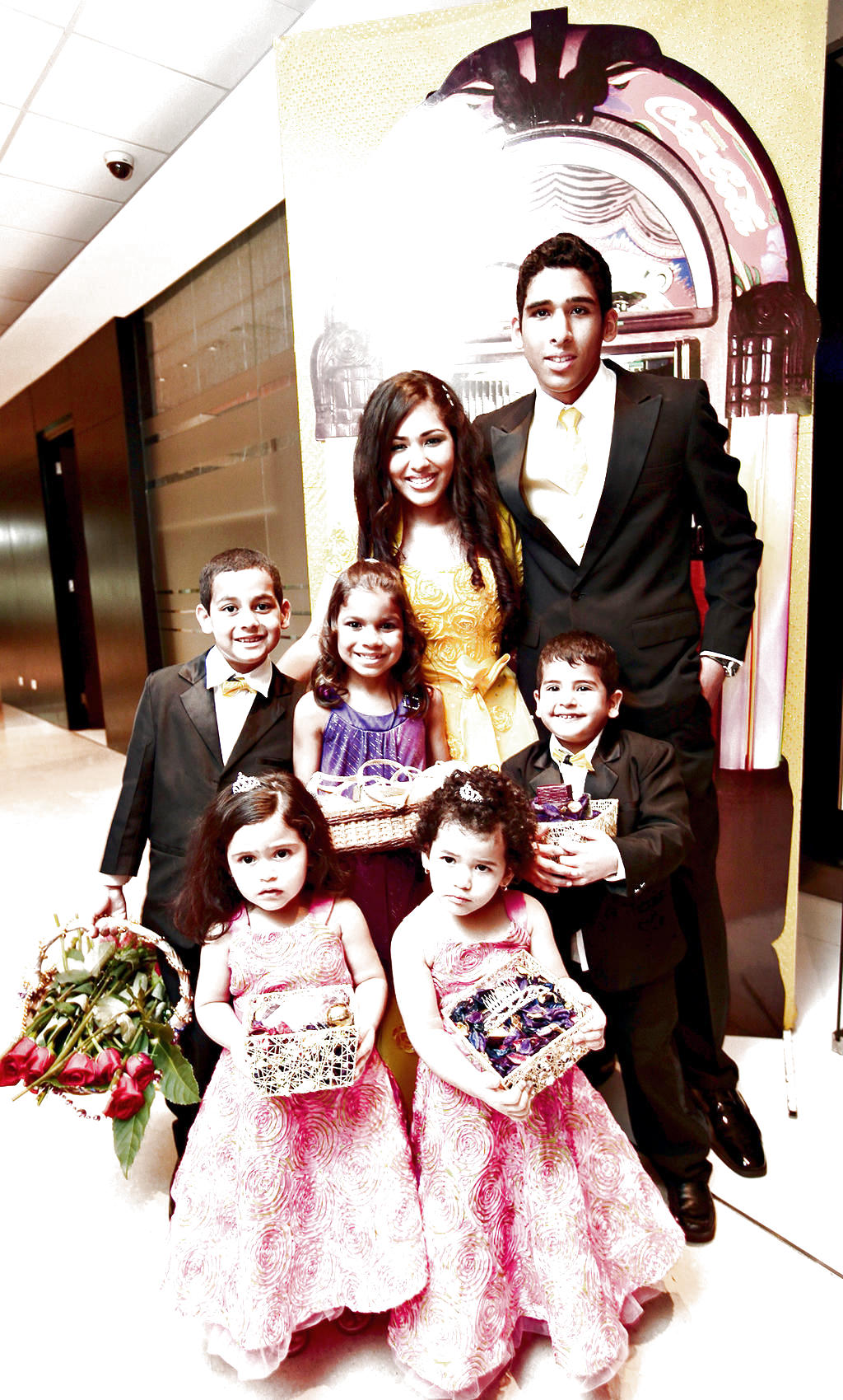 Hernán Morales, Kristy Gutiérrez, Ariadna Collado, Sashalie Quirós, Geordine Serrano, Joel Quirós y Jorge Serrano.()