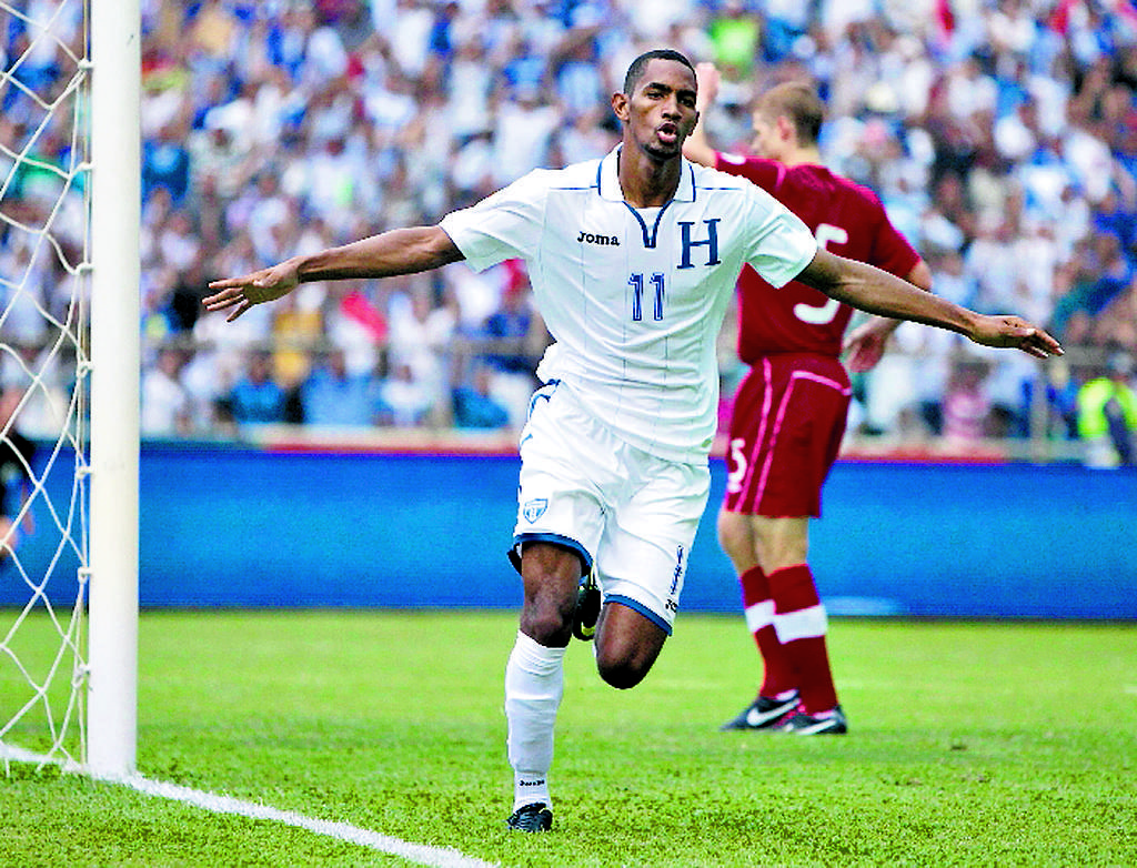 Goleador. Jerry Bengston, artillero de Honduras.(EFE)