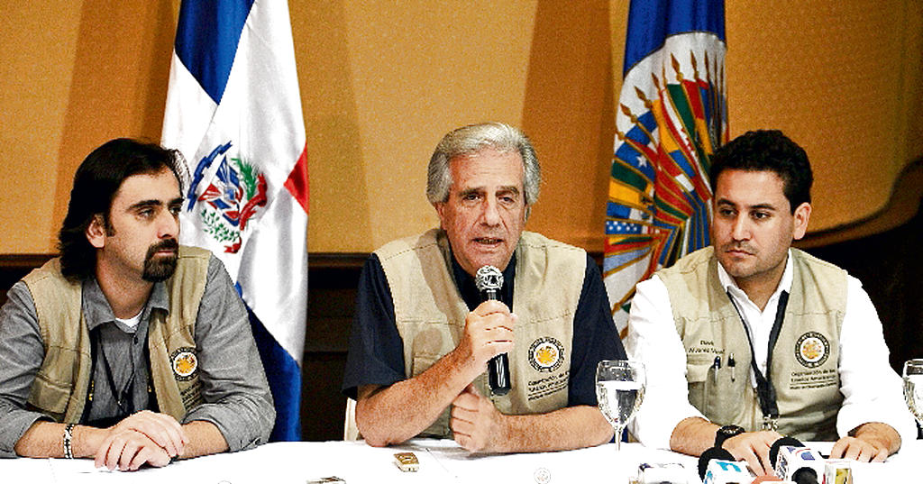 Evaluación. Tabaré Vásquez, observador de la OEA, brinda su informe sobre los comicios presidenciales.(EFE)