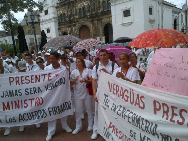 Los técnicos de enfermería cuando llegaron a la Presidencia. Foto/Archivo<br>