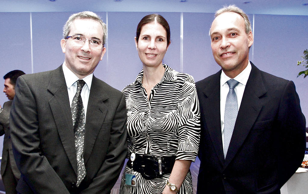 Ricardo Nebel, Adele Mangiaterra y Gonzalo Ponte.()