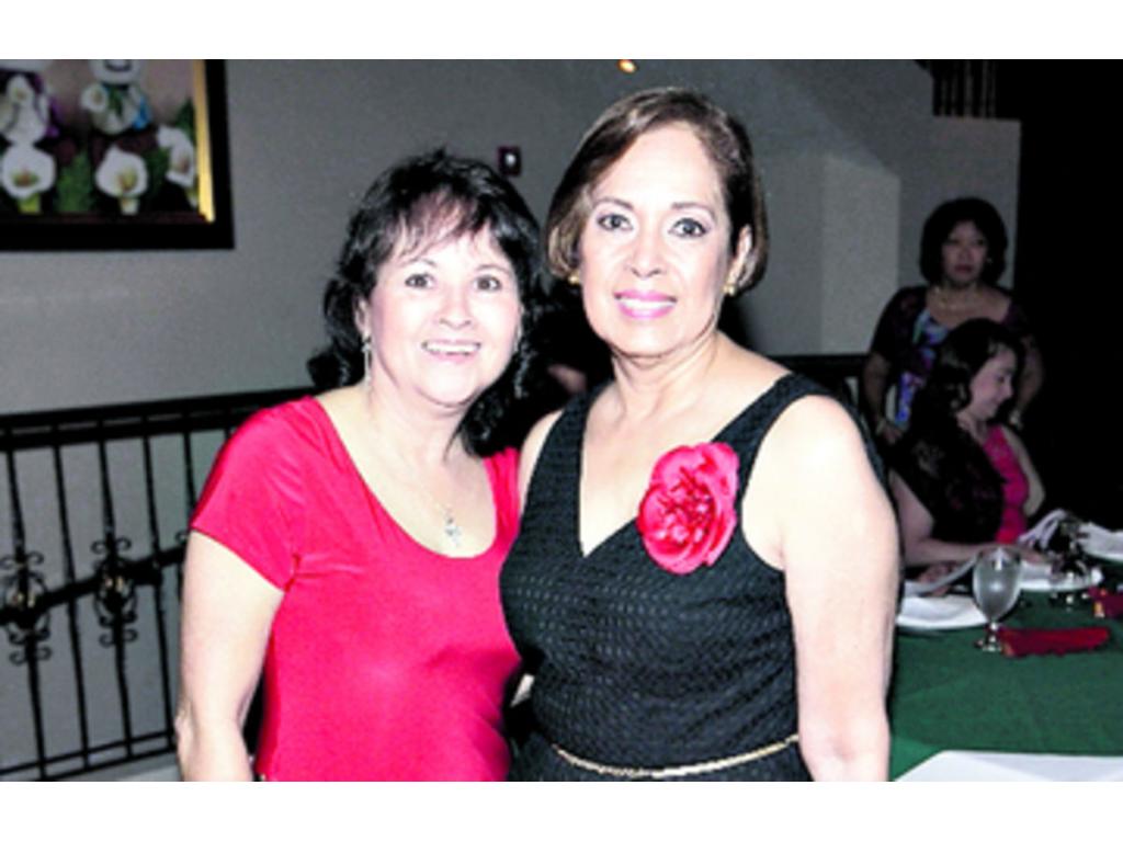 4. Adelina Monterrey y Mirta Marcela Tejada.