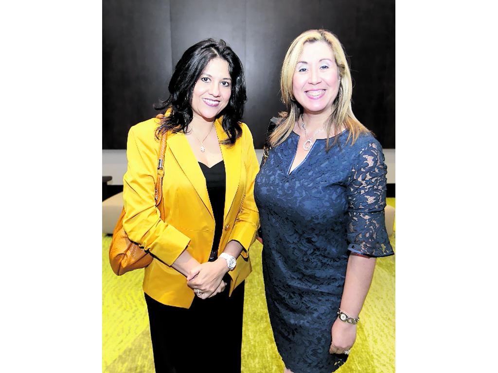 6. Yamileth Velásquez y Graciela De Puy. ()