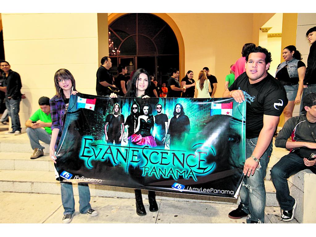 Fanáticos de la banda.(Abel Rodríguez)