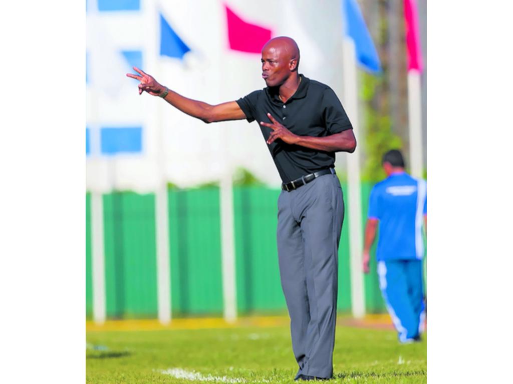 Julio César Dely Valdés, entrenador de la selección de Panamá.(Archivo)