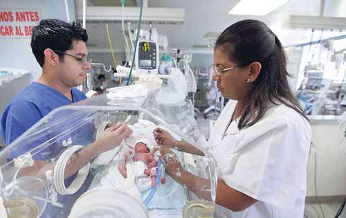 <p>Etapas. Hay niños en cuidados intensivos, intermedio y cuidados mínimos.</p>