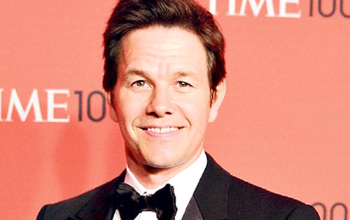 <p> Mark Wahlberg y el oso de peluche "Ted en el Óscar. Foto/Archivo<br></p>