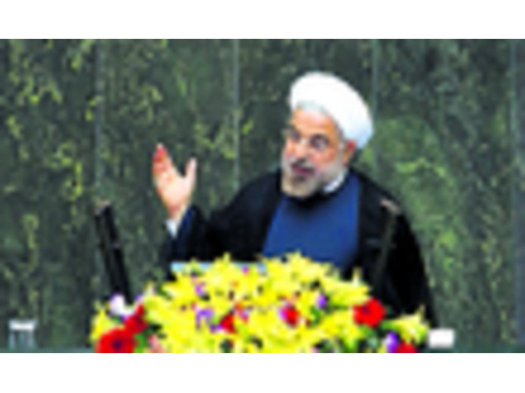 Hasan Rohaní de Irán: Advierto a los militares de Egipto que los egipcios son una gran nación ansiosa de libertad. No los repriman. Asimismo condenó la brutalidad del Ejército.