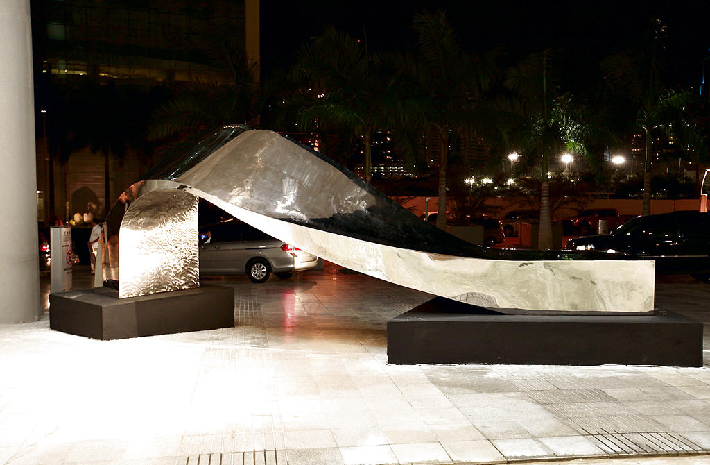 Talento. Obra de Gustavo Vélez, para quien la piedra, acero y bronce no tienen secretos.(Abel Rodríguez.)