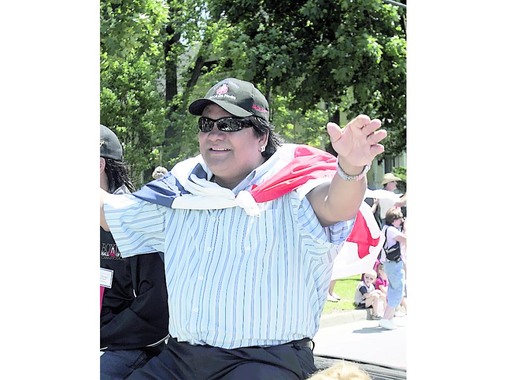Durán, cuando entró al Salón de la Fama, portó la bandera.(Archivo)