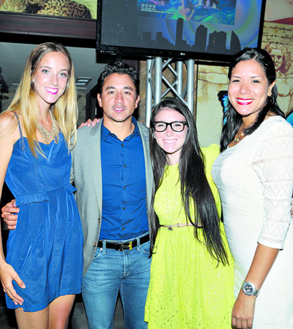 11. Lucrecia Ricci, Héctor Núñez, Ana Cristina Pérez y Carmen Guerra.