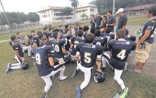 <p>Compromiso. El equipo mantiene buena disciplina.</p>