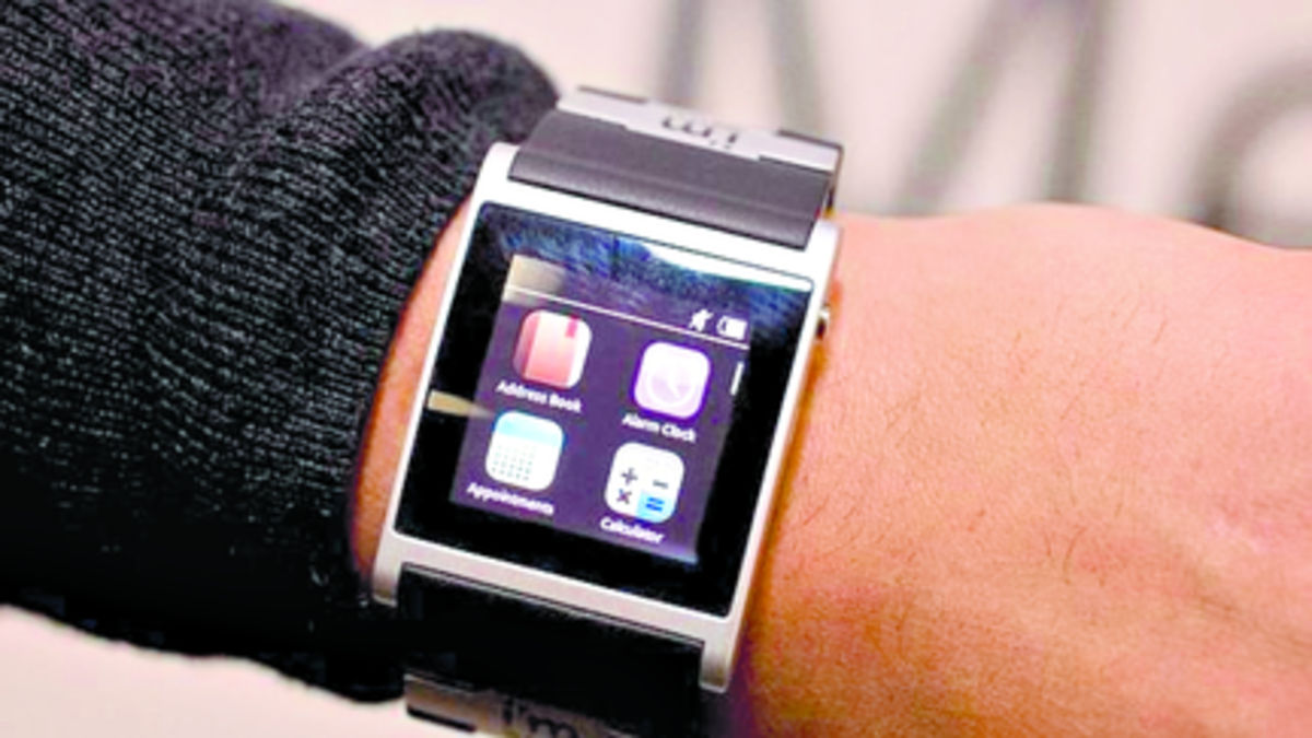 Relojes. Los relojes con paranet y que se sincronizan con otros dispositivos móviles también representan un avance en la tecnología en los objetos cotidianos y el paranet en las cosas.