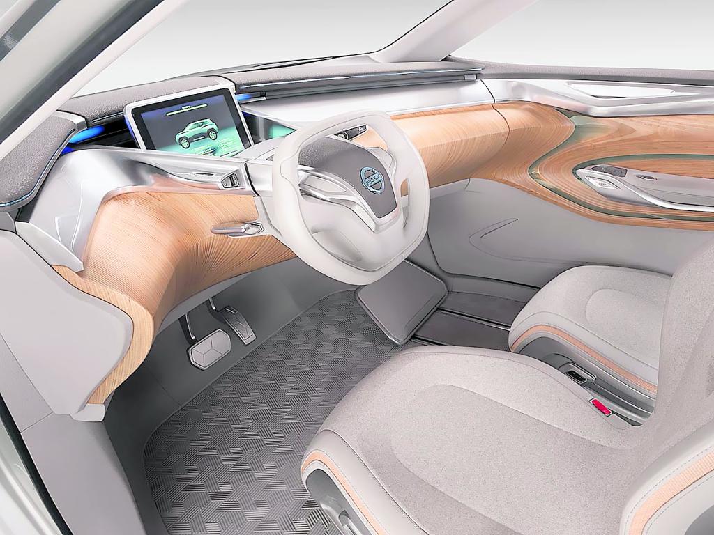 Facilidad. Diferentes funciones del auto son controladas desde una tablet, que además funciona como tablero.()