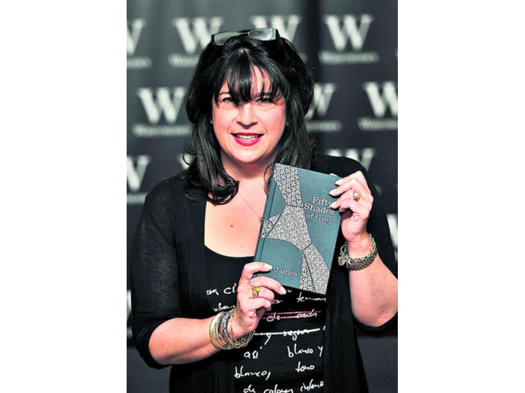 1.- Cincuenta sombras de Grey'- E.L. James