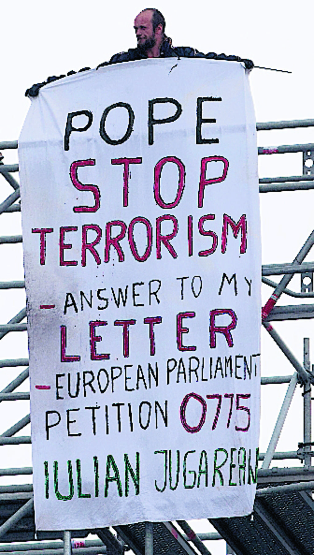 Julian Jungarean protesta.(AP)