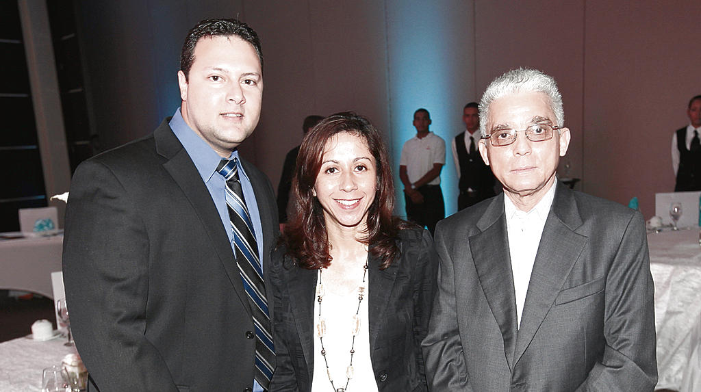 Rodolfo Aguilella, Marisol Yap y Enrique Rohrmoser.()